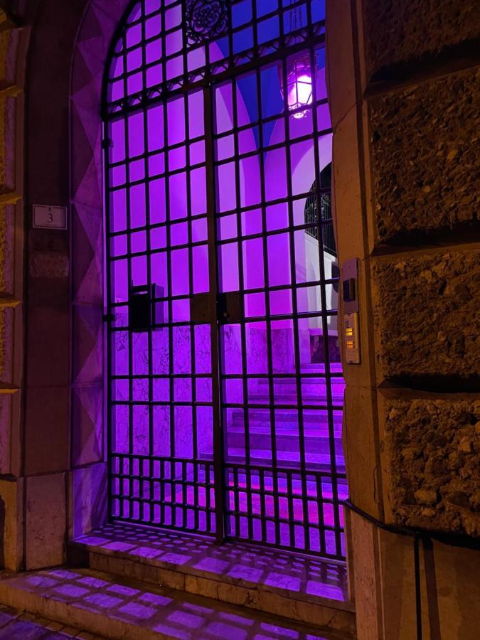 PALAZZO FIACCADORI - Historical Palace Reggio Calabria Exterior foto