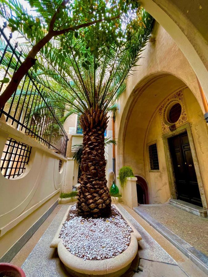 PALAZZO FIACCADORI - Historical Palace Reggio Calabria Exterior foto